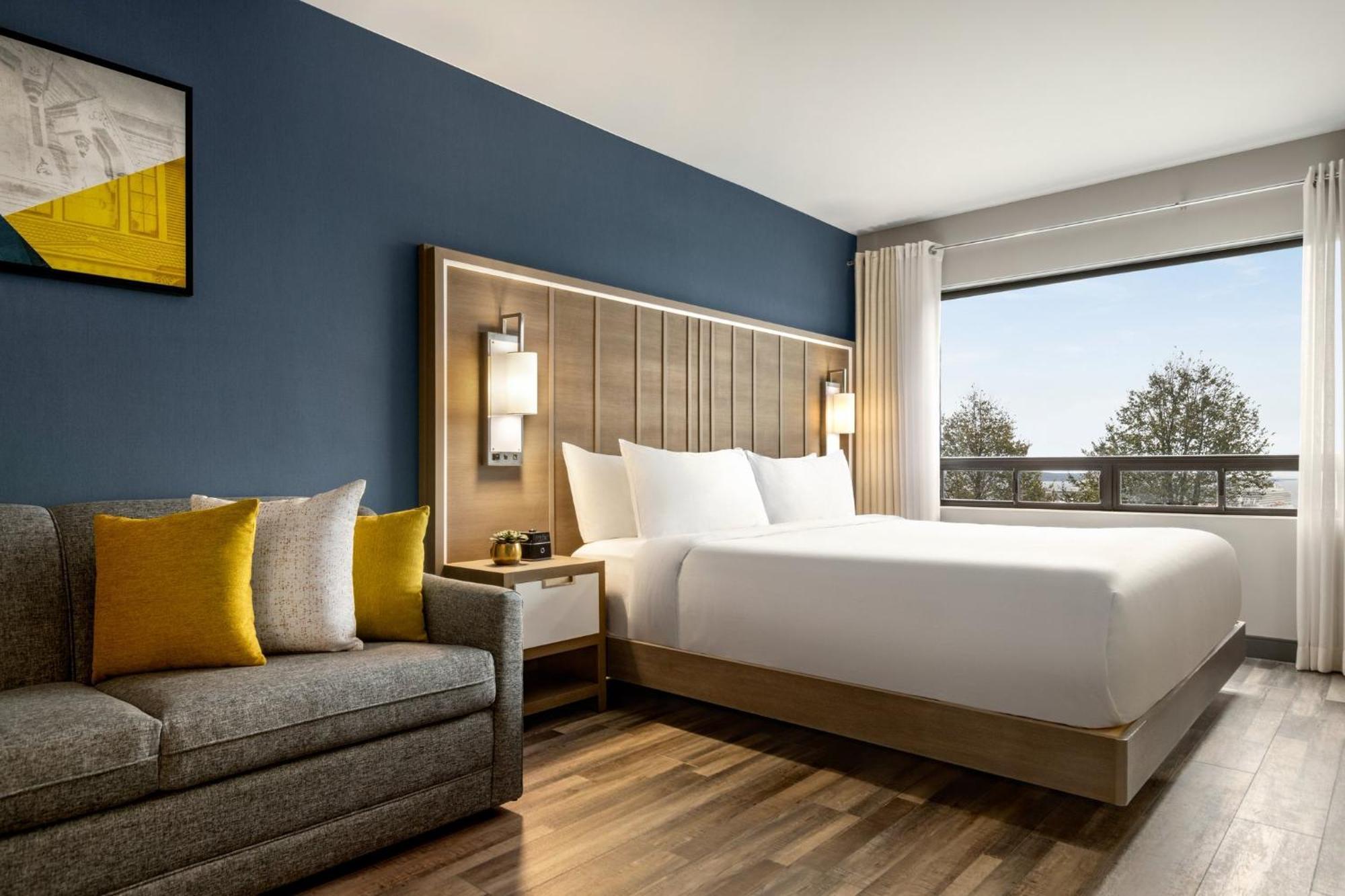Hotel Crowne Plaza Saint John Harbour View By Ihg Exterior foto